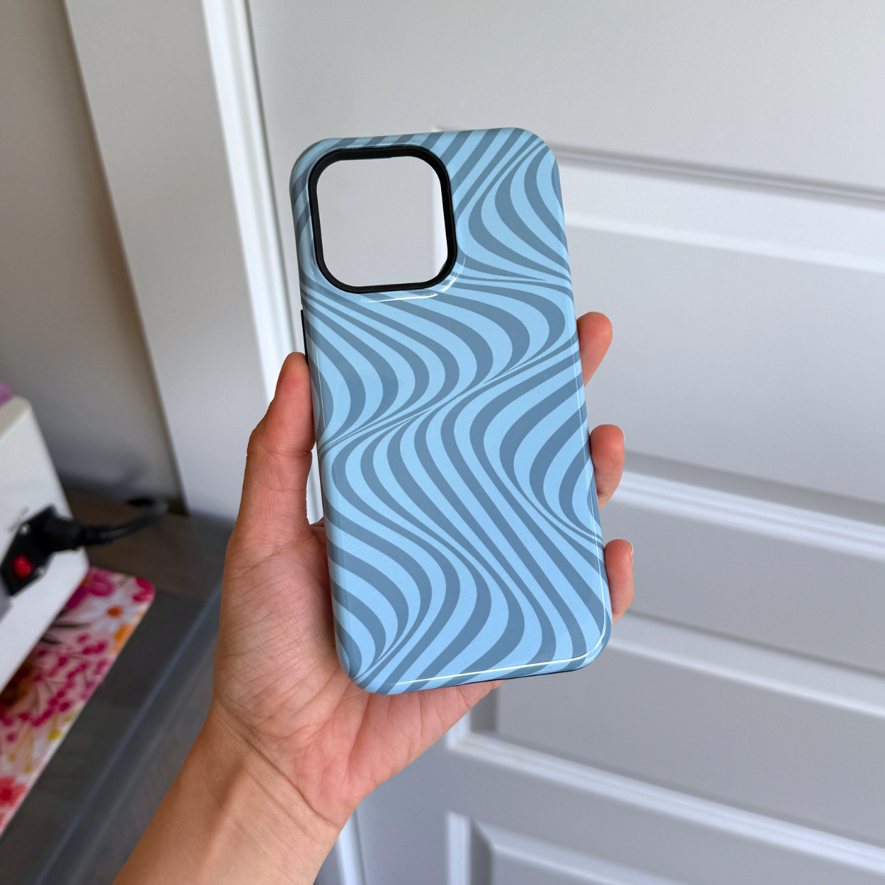 Mermaid Jewel Swirls - 15 Pro Max