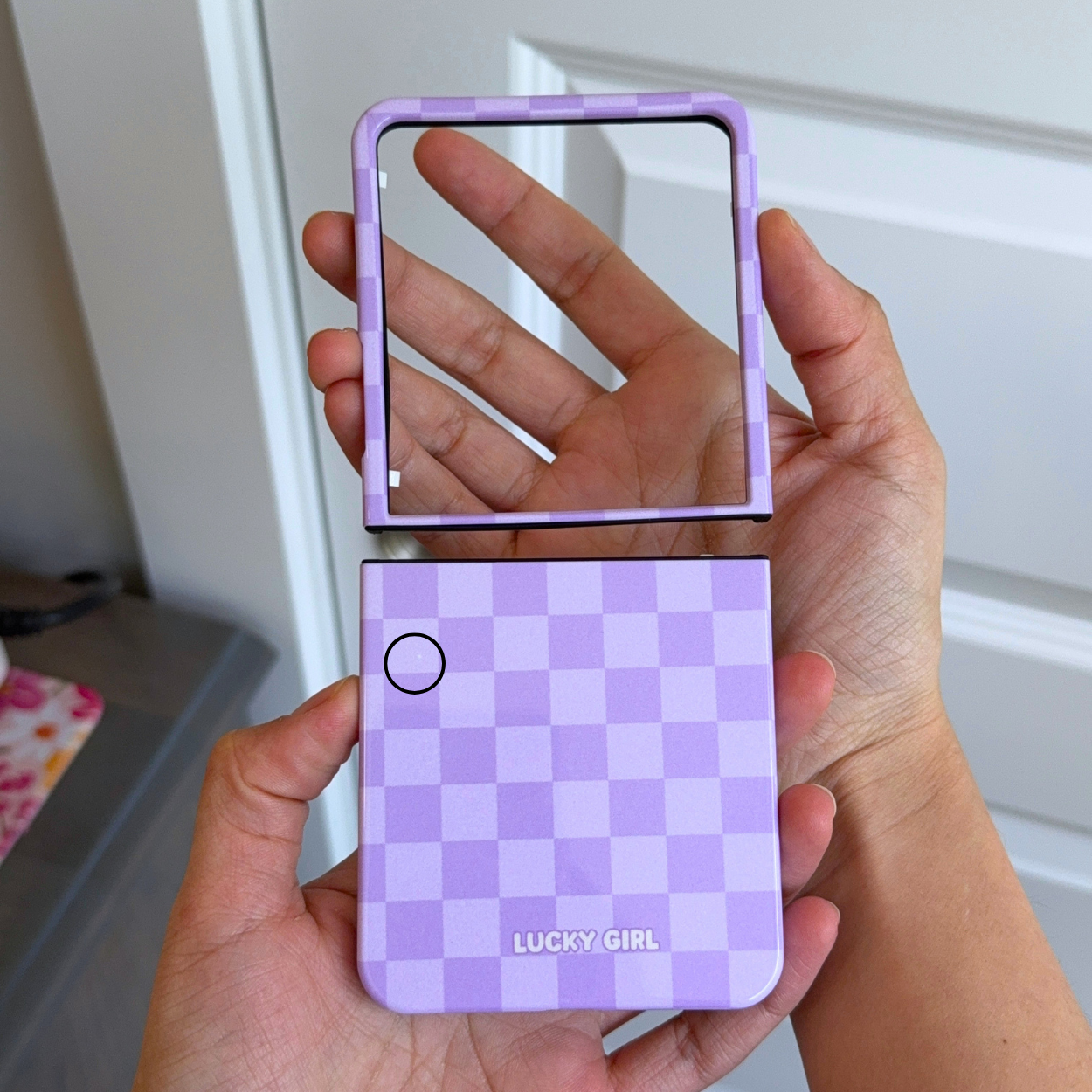 Lilac Checkers - Z Flip 7