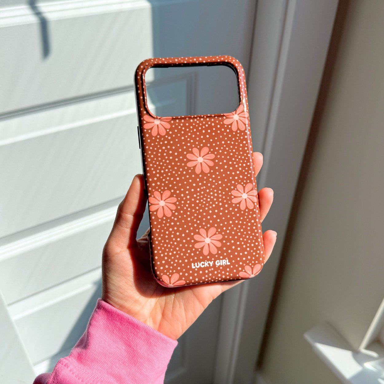 Terracotta Daisy - 17 Pro Max