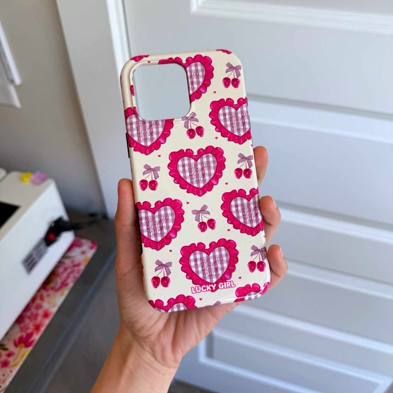 Berry Much In Love - 16 Pro Max