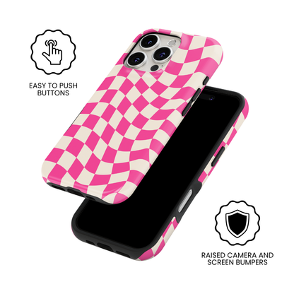 It Girl Wavy Checkers II MagSafe Phone Case