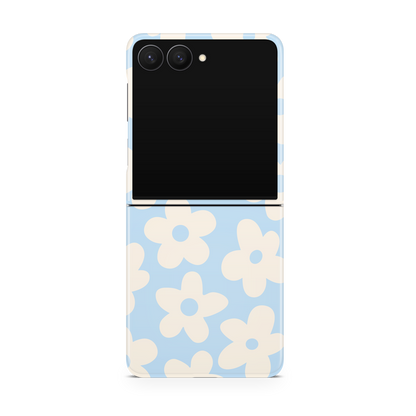 Cloud 9 Big Blooms MagSafe Phone Case