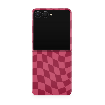 Black Cherry Wavy Checkers MagSafe Phone Case