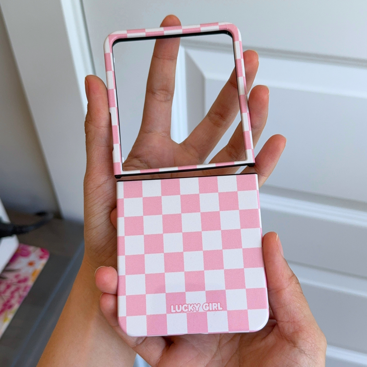 Pinky Swear Checkers II - Z Flip 7