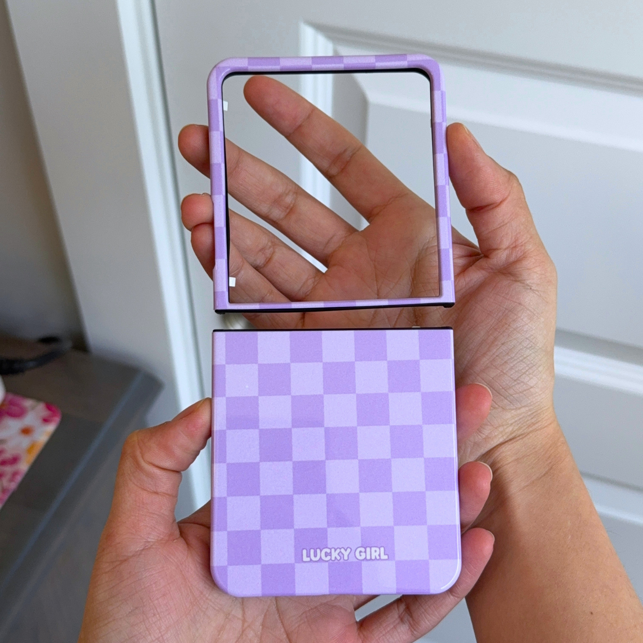Lilac Checkers - Z Flip 7